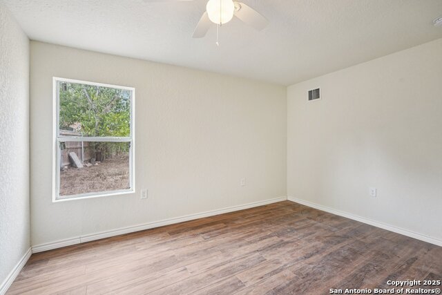 Image 17 of 35 For 8819 Catalina Bay