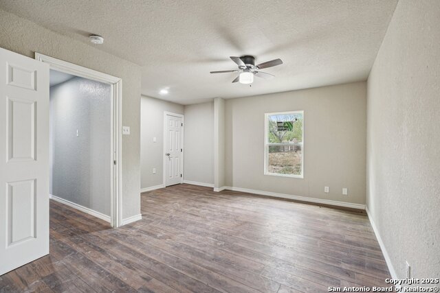 Image 21 of 35 For 8819 Catalina Bay