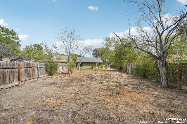 Image 32 of 35 For 8819 Catalina Bay