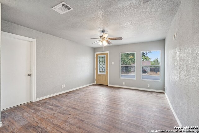 Image 7 of 35 For 8819 Catalina Bay