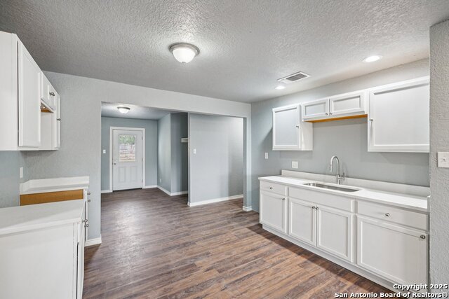 Image 9 of 35 For 8819 Catalina Bay