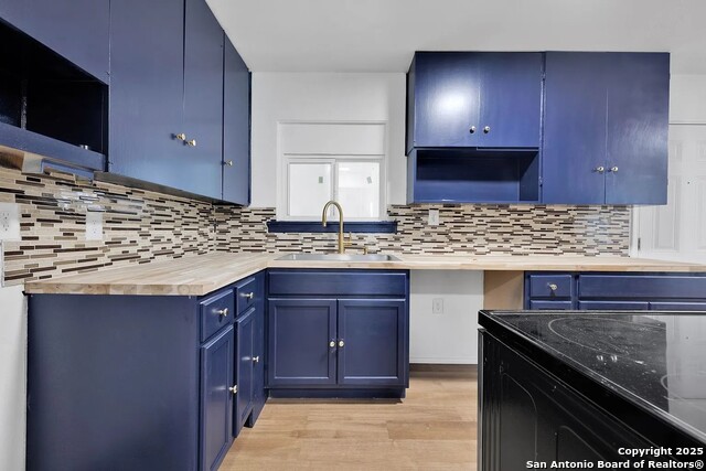 Image 4 of 16 For 162 Birchwood Dr