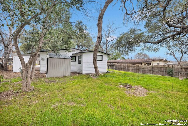 Image 6 of 16 For 162 Birchwood Dr