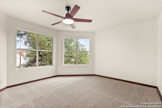 Listing photo id 18 for 1815 Lakeside