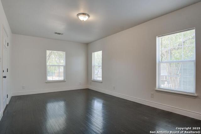 Image 7 of 31 For 313 Wildwood W