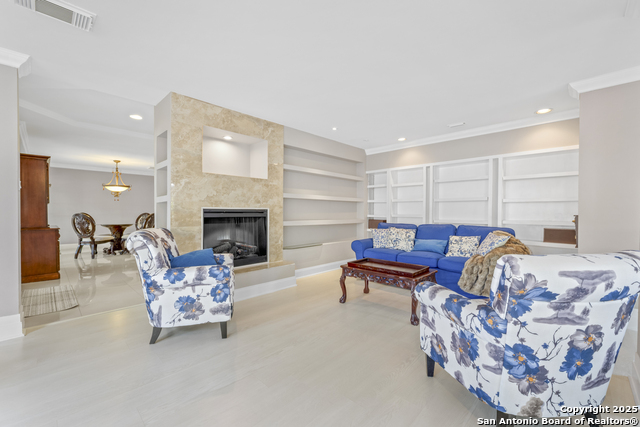 Image 14 of 74 For 800 Hop Tree