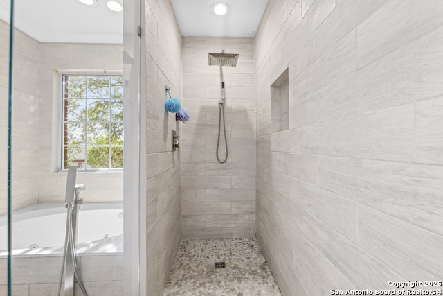 Image 29 of 74 For 800 Hop Tree