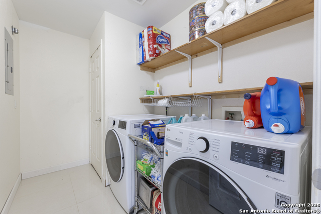 Image 42 of 74 For 800 Hop Tree