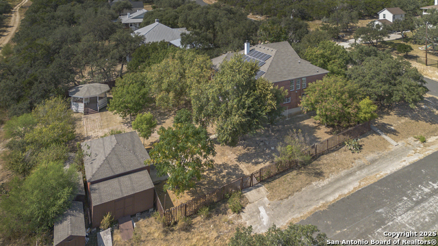 Image 69 of 74 For 800 Hop Tree