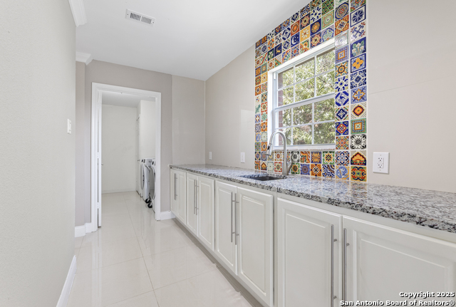 Image 7 of 74 For 800 Hop Tree