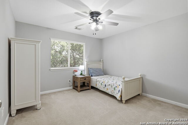 Image 21 of 38 For 3 Brentcove