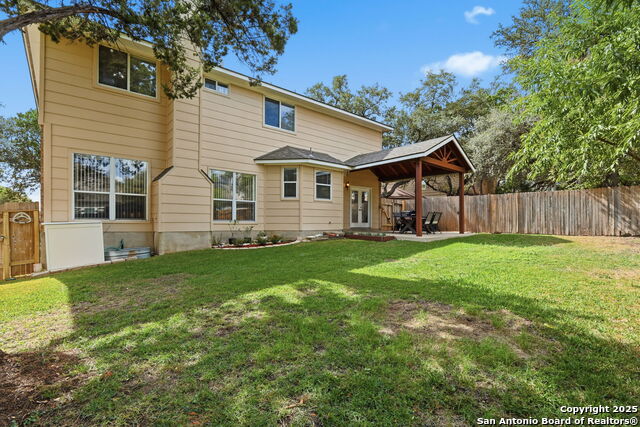 Image 30 of 38 For 3 Brentcove