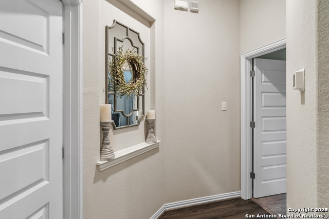 Listing photo id 18 for 13726 Quiet Fox