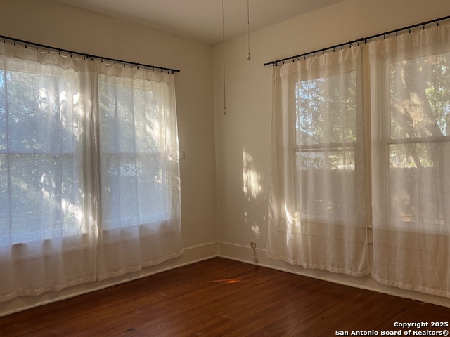 Image 14 of 20 For 2014 Mulberry Ave W