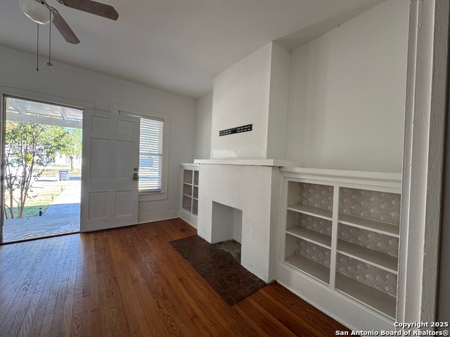Image 2 of 20 For 2014 Mulberry Ave W