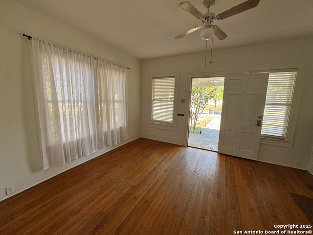 Image 3 of 20 For 2014 Mulberry Ave W