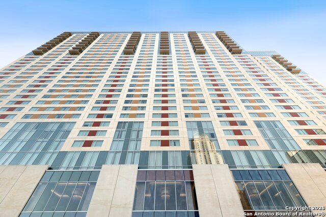 Image 39 of 39 For 610 Market Unit 2510