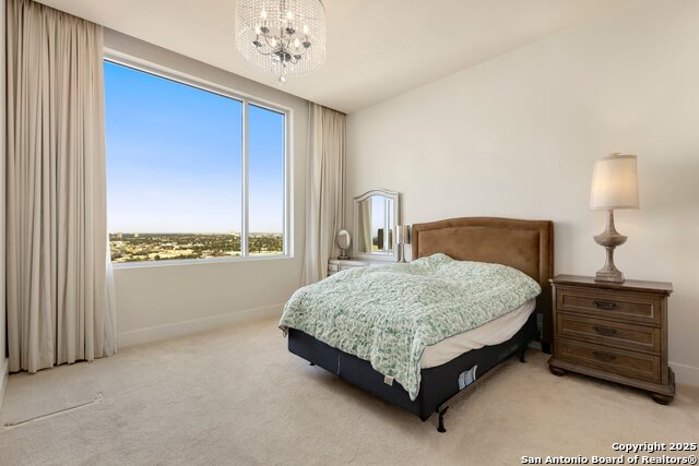 Image 7 of 39 For 610 Market Unit 2510