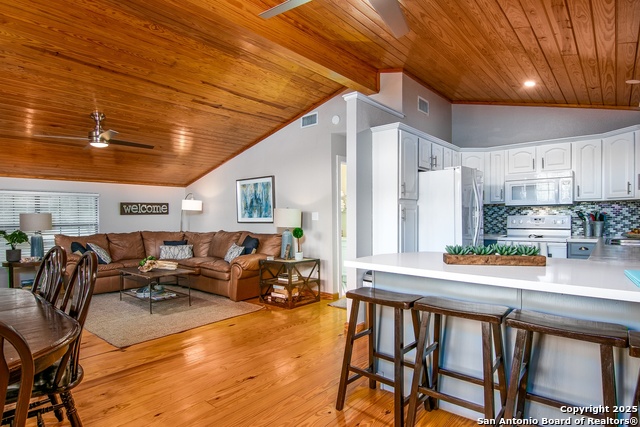 Image 3 of 16 For 6804 River