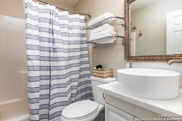 Image 8 of 16 For 6804 River