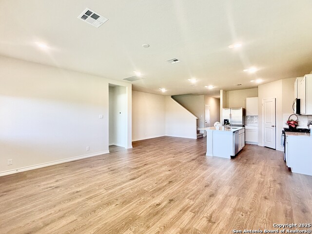 Image 16 of 46 For 21050 Gravel Keep