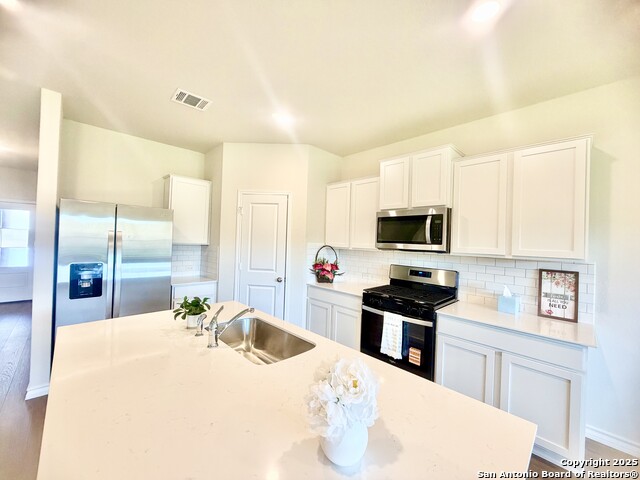 Image 17 of 46 For 21050 Gravel Keep