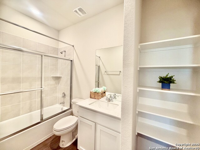 Image 37 of 46 For 21050 Gravel Keep