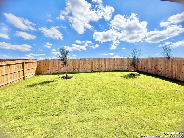 Image 43 of 46 For 21050 Gravel Keep