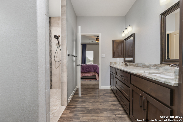 Image 14 of 25 For 752 Crestview