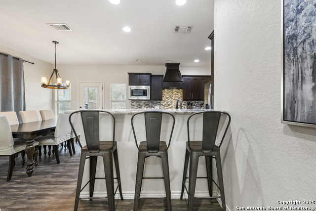 Image 8 of 25 For 752 Crestview