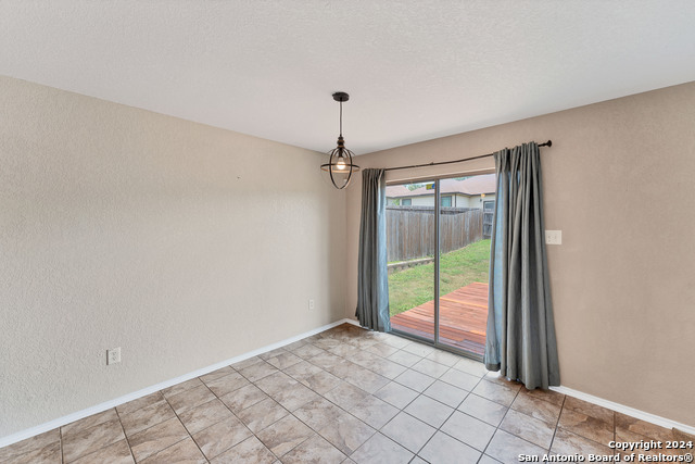 Image 8 of 43 For 5757 Columbia Dr