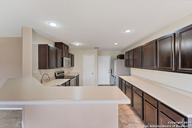 Image 9 of 43 For 5757 Columbia Dr