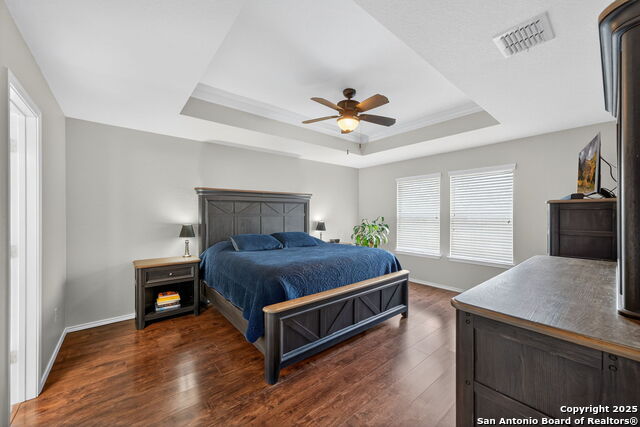 Listing photo id 14 for 3407 Bisley Pass