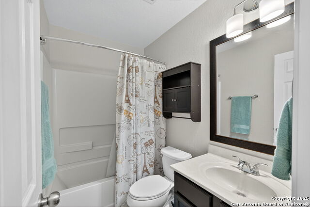 Listing photo id 20 for 3407 Bisley Pass