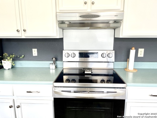 Image 10 of 37 For 9306 Sunlit  