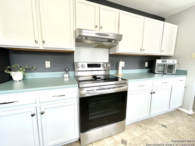 Image 18 of 37 For 9306 Sunlit  