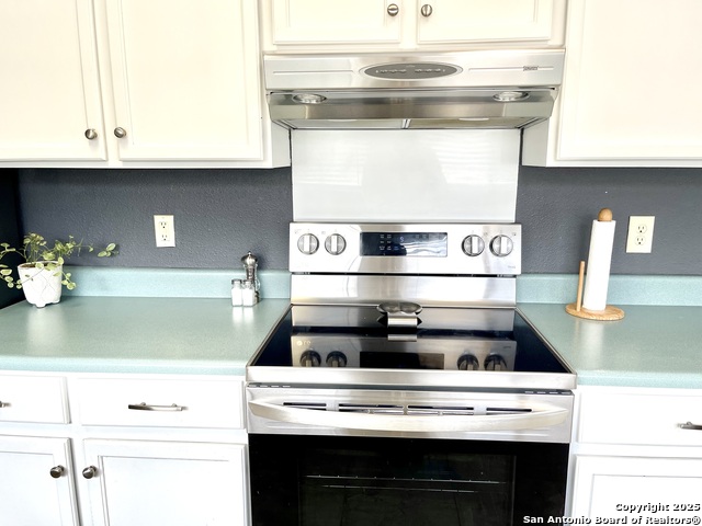 Image 19 of 37 For 9306 Sunlit  