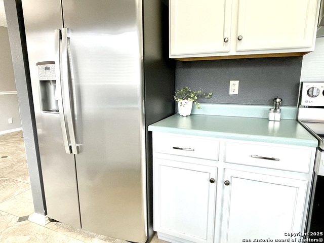 Image 23 of 37 For 9306 Sunlit  