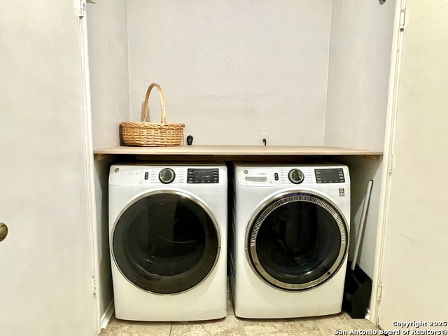 Image 27 of 37 For 9306 Sunlit  