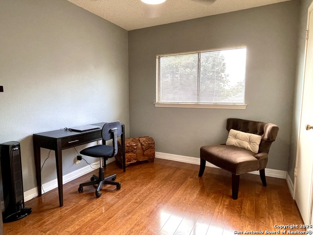 Image 31 of 37 For 9306 Sunlit  