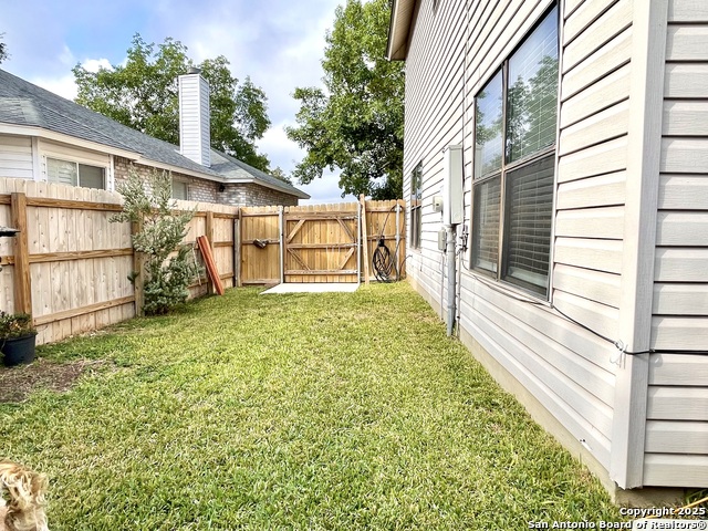 Image 35 of 37 For 9306 Sunlit  