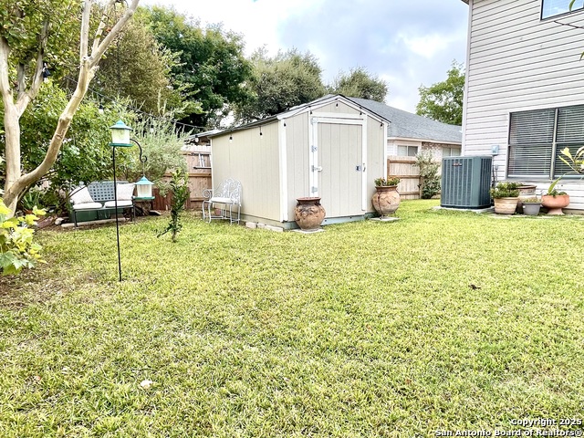 Image 36 of 37 For 9306 Sunlit  