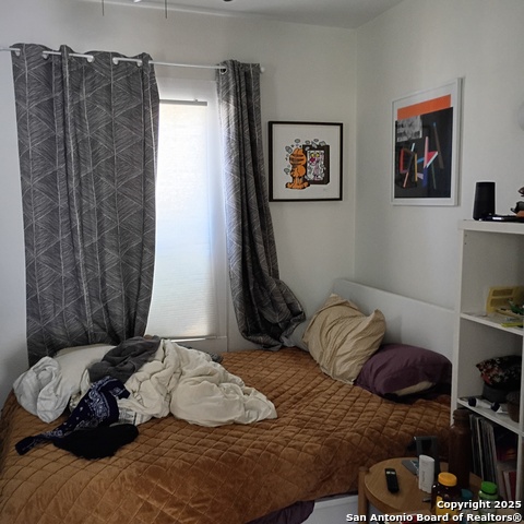 Image 6 of 11 For 646 Canton