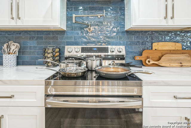 Image 11 of 50 For 6789 River