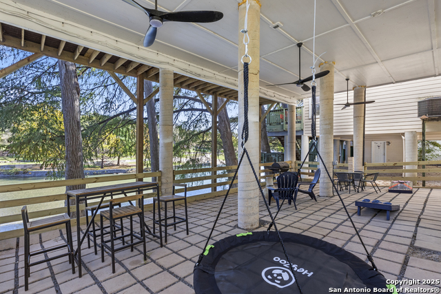 Image 48 of 50 For 6789 River