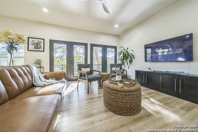 Image 8 of 50 For 6789 River