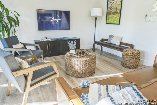 Image 9 of 50 For 6789 River