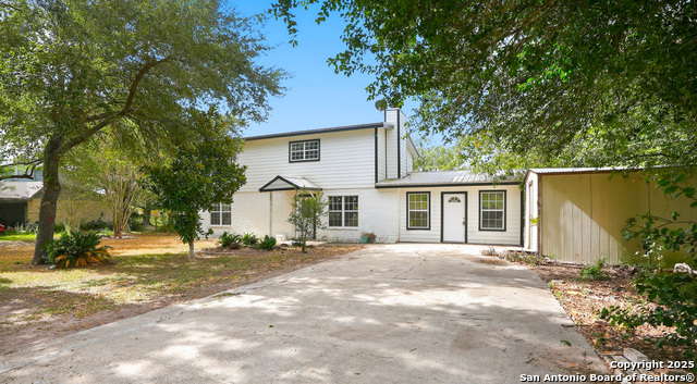 Image 34 of 49 For 807 Ne Frontage Rd.