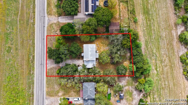 Image 46 of 49 For 807 Ne Frontage Rd.