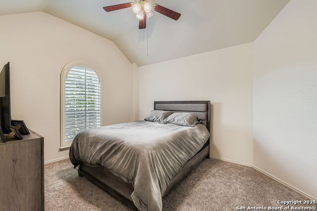 Listing photo id 18 for 34 Sable Hts